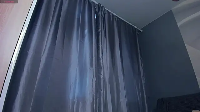 TarynPalek webcam