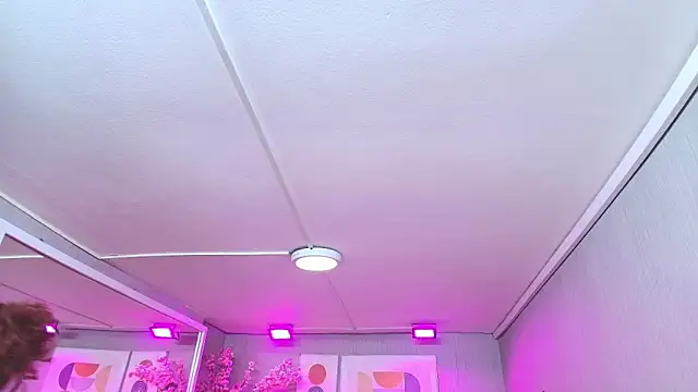 Maggy_t18 webcam