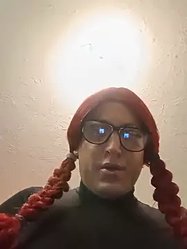 sissytrapdolly24 webcam