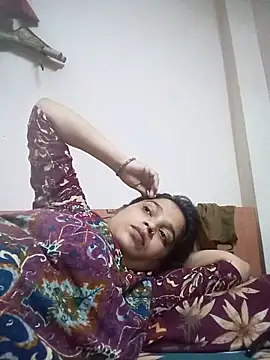 Trisha_71 webcam