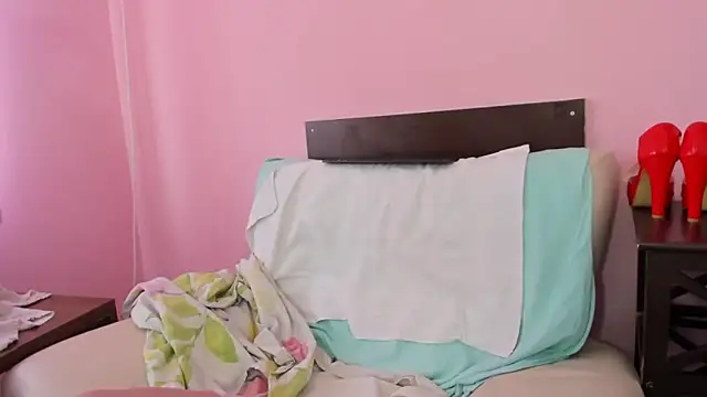 HotSweetAngel webcam