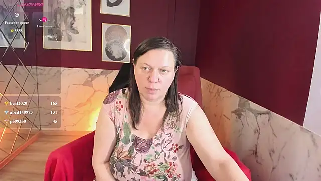 KellyPerfection webcam