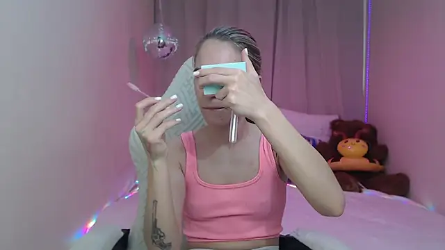DeboraHorny webcam