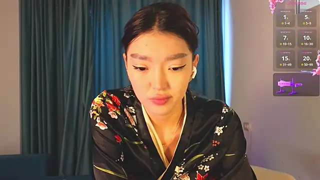 AudreyMell live sex cam