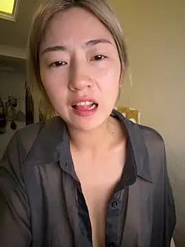 Olivia_PINK0322