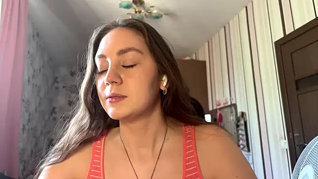 EllieNorth webcam