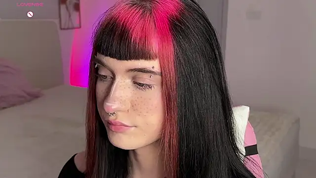 Erodia73 - Couple webcam sex chat