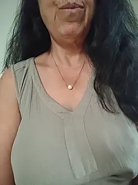 NakedMILFx webcam