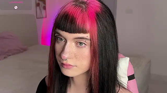 Vailyreb_ webcam