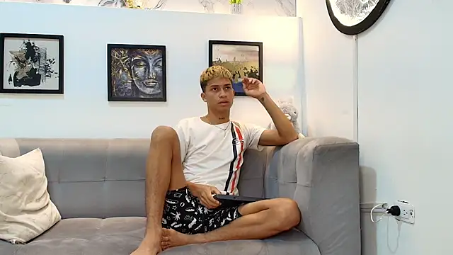 GOLD_BOYS webcam