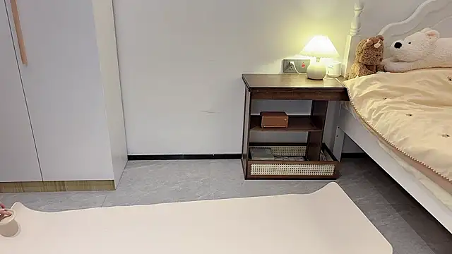 Hu-uzzzZ webcam