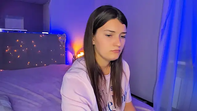 Laura_Leee webcam