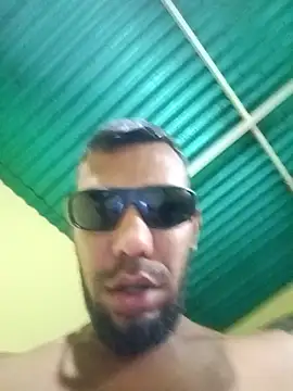 UnreadyChutzpa webcam