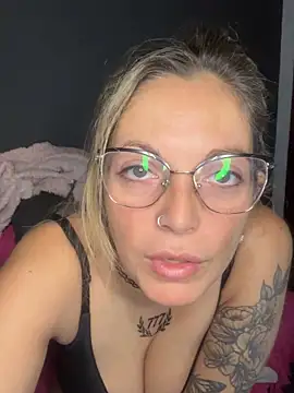 julietacollins11 webcam