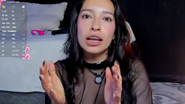 Noaah25_ webcam