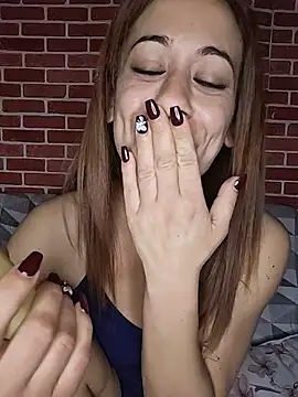 HotGinger66 webcam