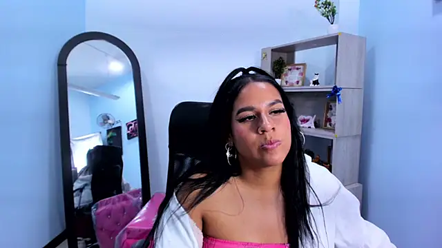 Scarlett_Moom webcam
