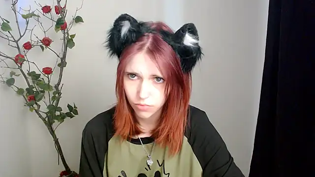 GuessMe___ webcam