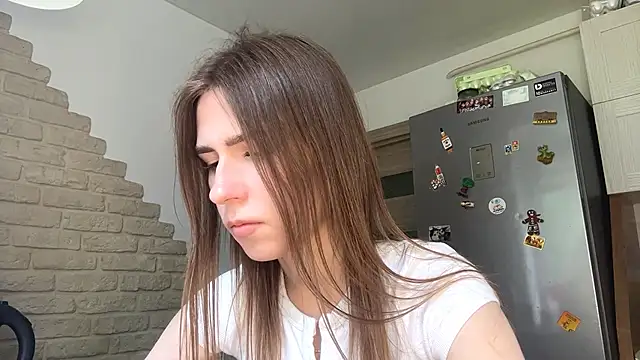 ZaraGuyette webcam
