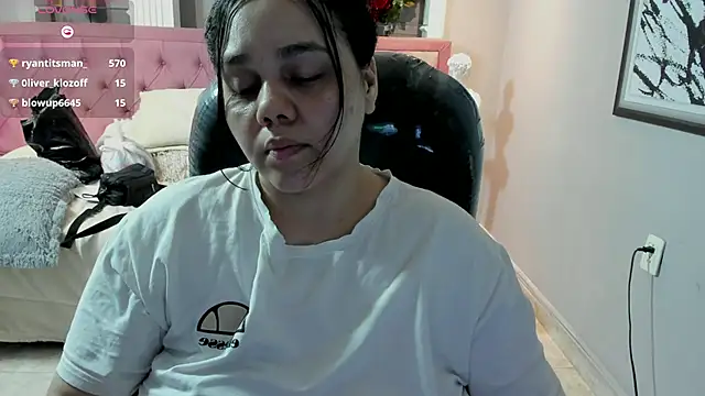 _chelsea_24 webcam