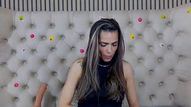 PlayfulShow webcam
