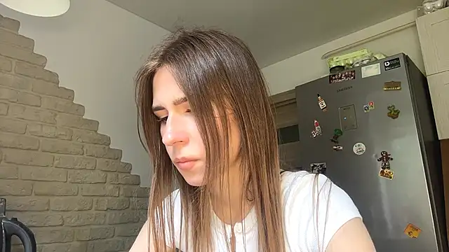 ZaraGuyette webcam