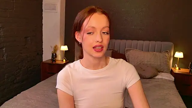 SallyPinkman webcam