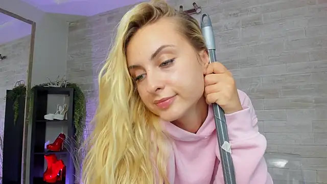 Ivorym00n webcam