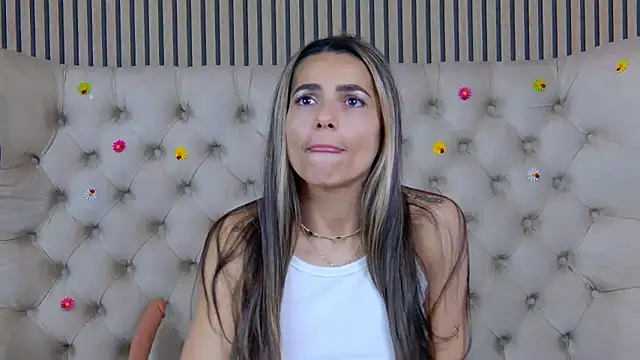 PlayfulShow webcam