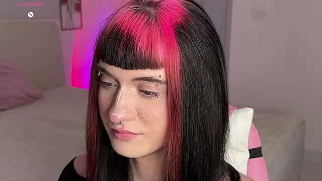 Erodia73 - Couple webcam sex chat