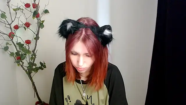 GuessMe___ webcam
