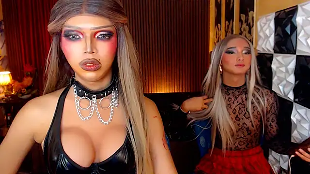 xFistingLadyBoyx webcam