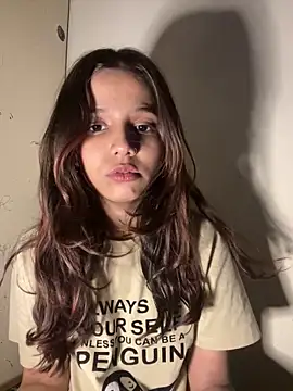 sanjna0122 webcam