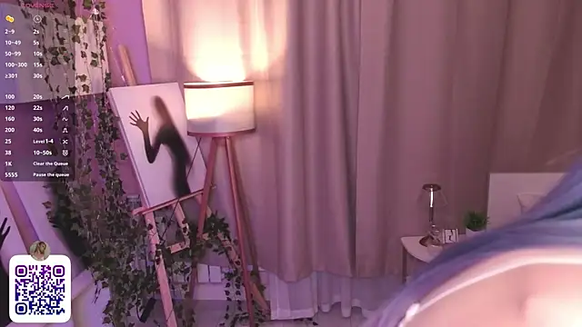 JuanaSumma webcam