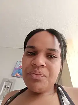 sexygirlbronw01 webcam