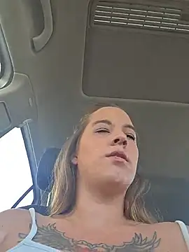 Luna_Lynn webcam