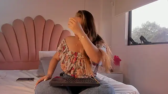 SabrinaVantress webcam
