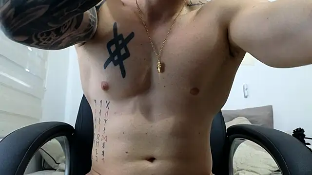 Isaac_Carter webcam