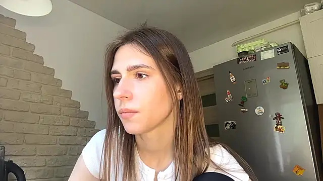 ZaraGuyette webcam