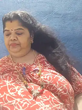 tamilthanushri webcam
