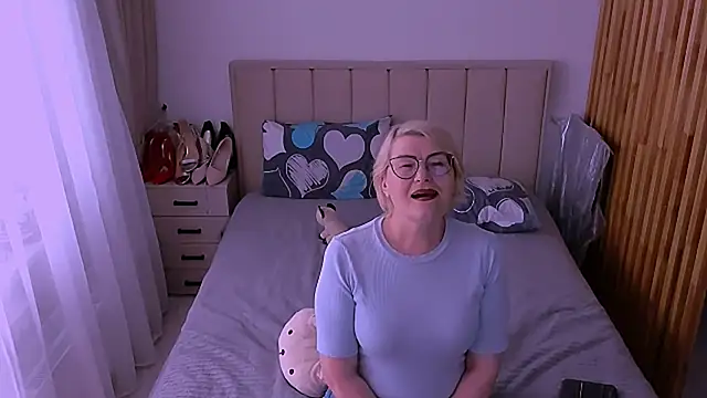 sabrinamacmarren webcam