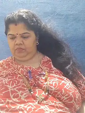 tamilthanushri webcam