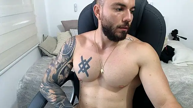 Isaac_Carter webcam