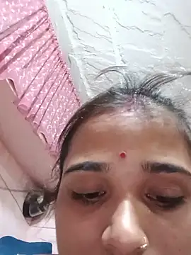 Deepjakolirr webcam