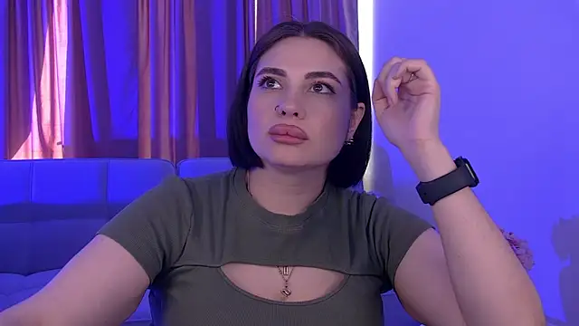 AdrianaToress webcam