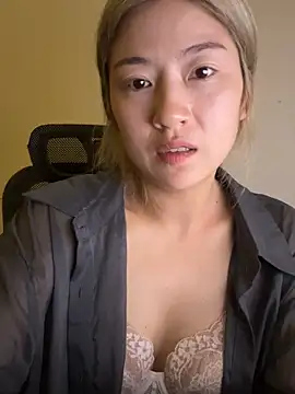 Olivia_PINK0322 webcam