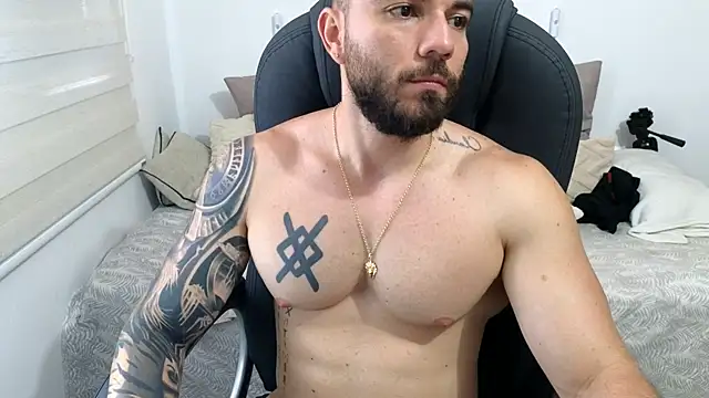 Isaac_Carter webcam