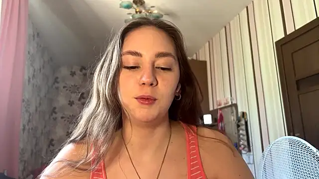 EllieNorth webcam