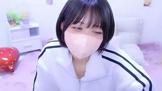 Hinata_Sun Live Webcam on Stripchat