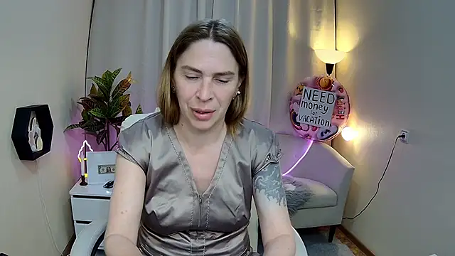 TessaDaybreak webcam